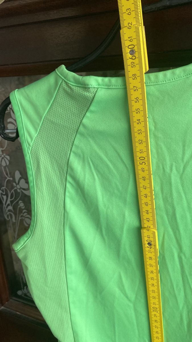 Adidas Tops: Adidas Top Oberteil – Gebraucht aus Obfelden von tan_9lj9 2