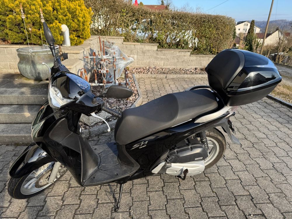 Motorrad / Roller (Gebraucht) in Waltenschwil für CHF 1250 – nur ...