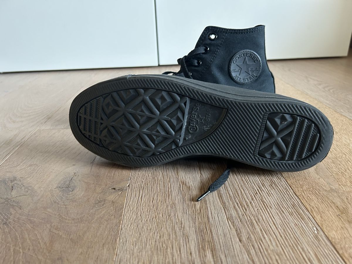 Converse Scarpe da uomo: Converse schwarz – Nuovo (secondo la descrizione) da Auslikon venduto da Trollkjerring 2