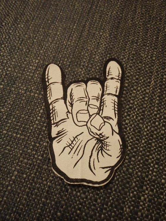 Metal Gear Solid Cosplay Aufnäher Set – 4 Patches (Fuchs, MSF, Diamond Dogs, Fox Hound)