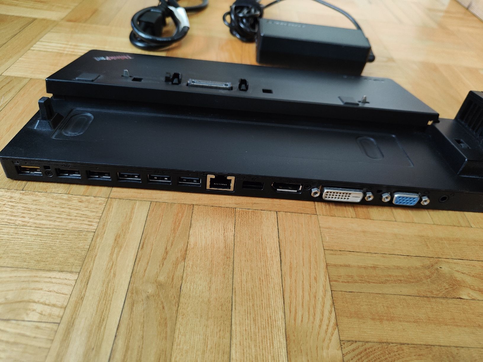Lenovo Docking station: ThinkPad Pro Dockingstation – D'occasion à Goldach par Platinum7 3