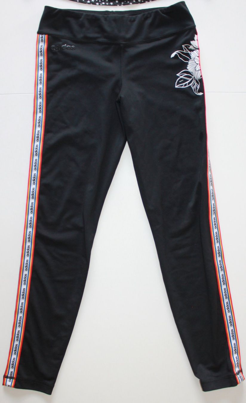 Adidas Lotti di vestiti: Ensemble Adidas t. XS – Usato da Peseux venduto da Gilloss 6