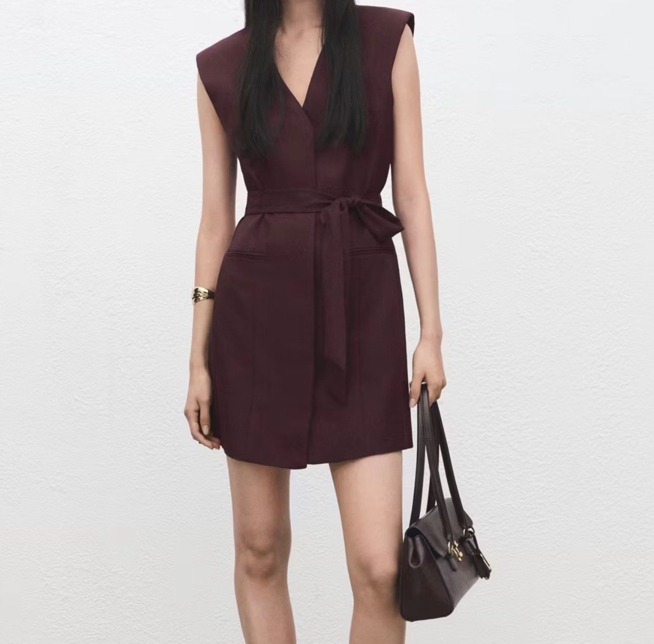 Mango Robes: Blazerkleid mit Gürtel – Neuf avec emballage d'origine à Wohlen AG par _A.G_
