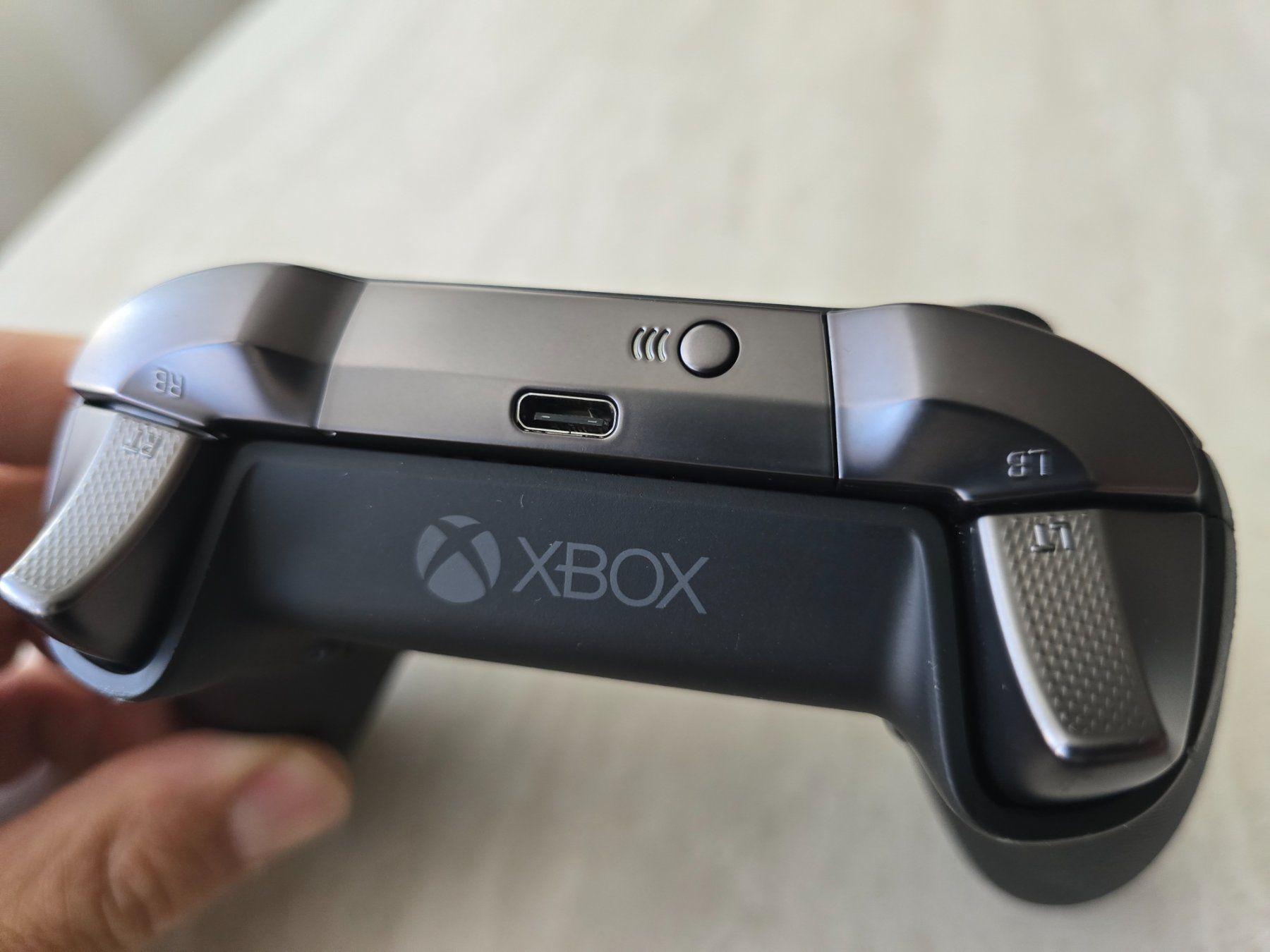 Microsoft Manettes: Xbox Elite Series 2 – D'occasion à Basel par Zait 3