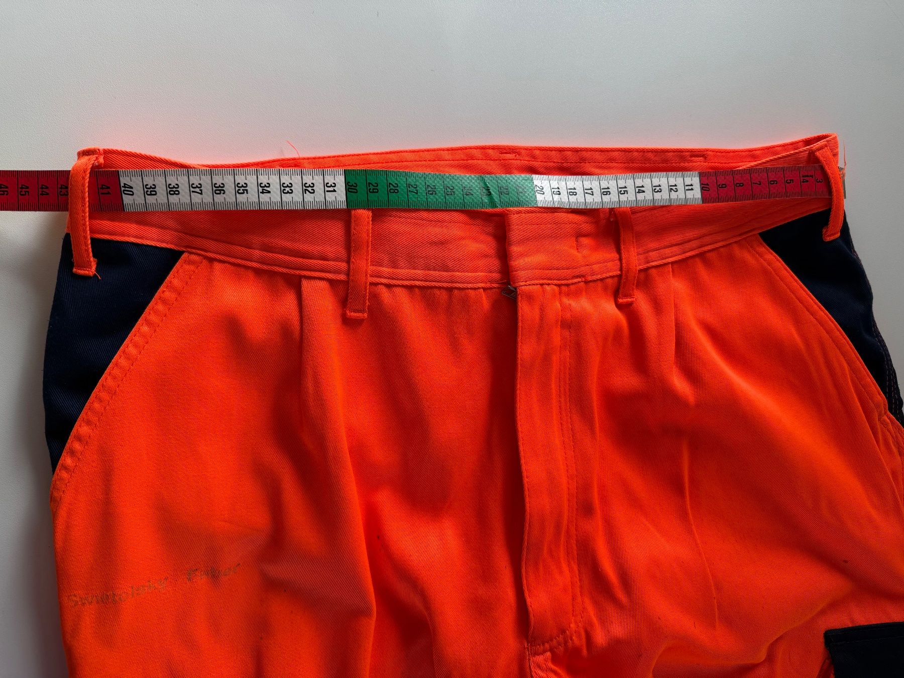 Pantaloni: Arbeitshose Mascot gr.52DE – Usato da Altendorf venduto da Elenaneagu22 1