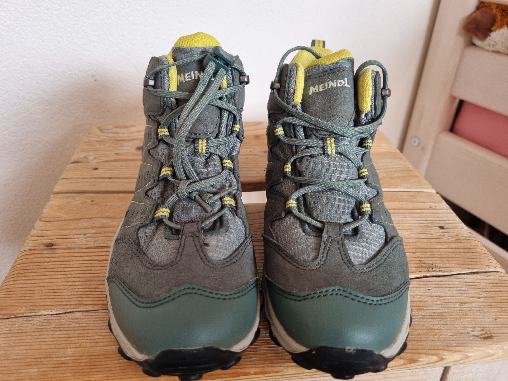 Meindl Schuhe für Jungen: Neu Meindl Wanderschuhe, 36 – Neu (gemäss Beschreibung) aus Jonen von Balzli01 2
