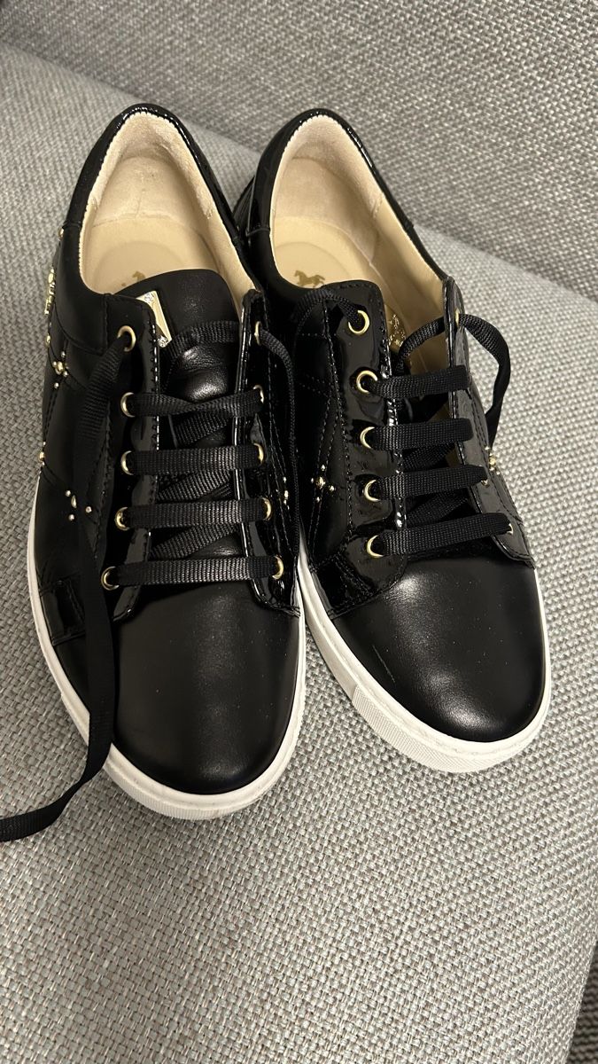 Scarpe da donna: Chaussures cavalinho noires 39 – Usato da Brent venduto da miloune