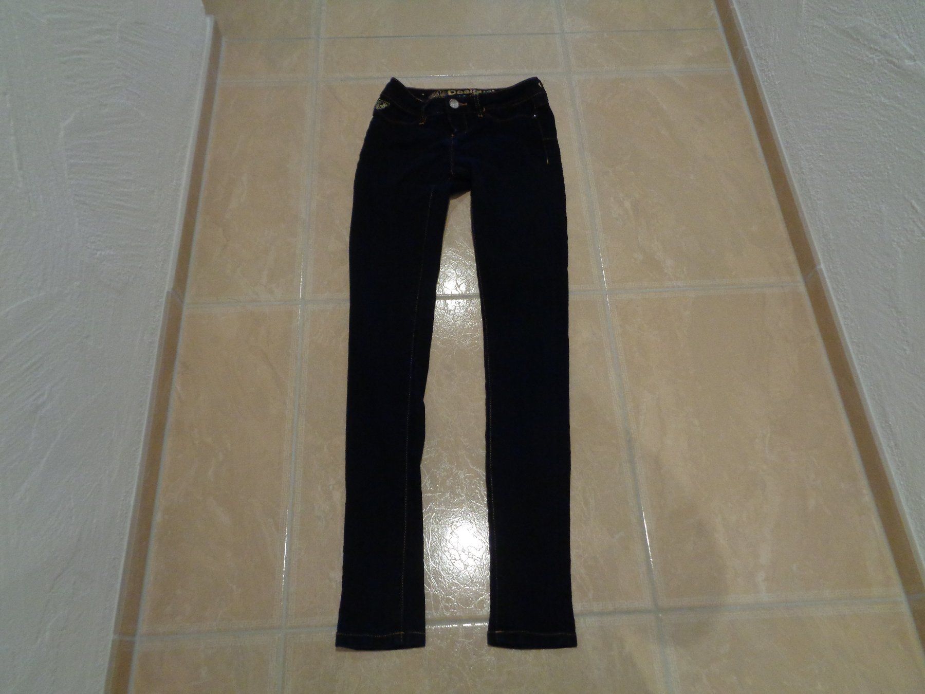 Desigual Jeans: Desigual NWT stretchige Jeans, W24 – Nuovo (secondo la descrizione) da Klingnau venduto da Markus14