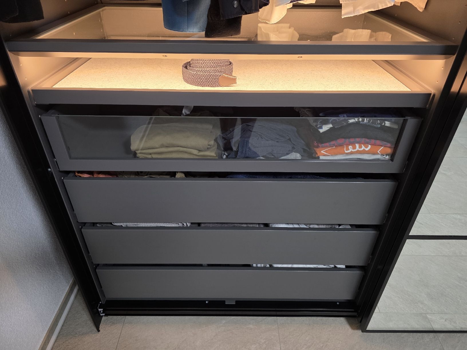 Ikea Armadi: IKEA PAX Kleiderschrank – Nuovo (secondo la descrizione) da Kaltbrunn venduto da a_s_28jn 7