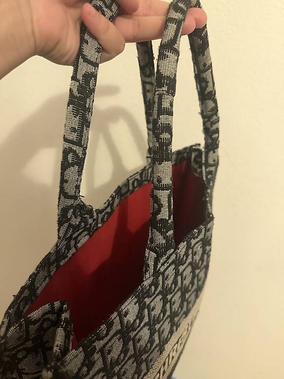 Sacs femmes: Christian dior Tasche  – D'occasion à Fribourg par qen_sj87 2