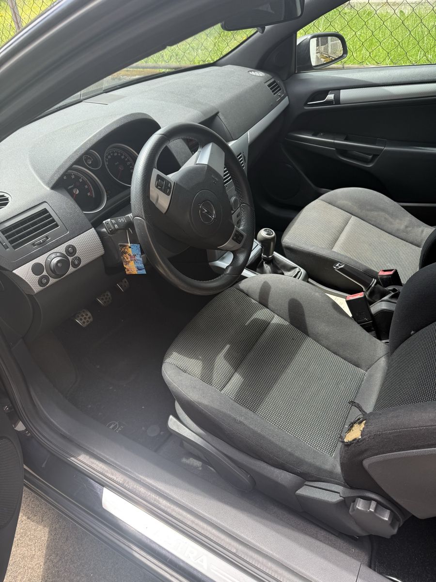 Opel Automobili: Opel Astra H GTC, 2006 – Usato da Villmergen venduto da hmzush 2
