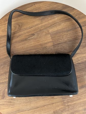 Schwarze Handtasche von kenneth cole