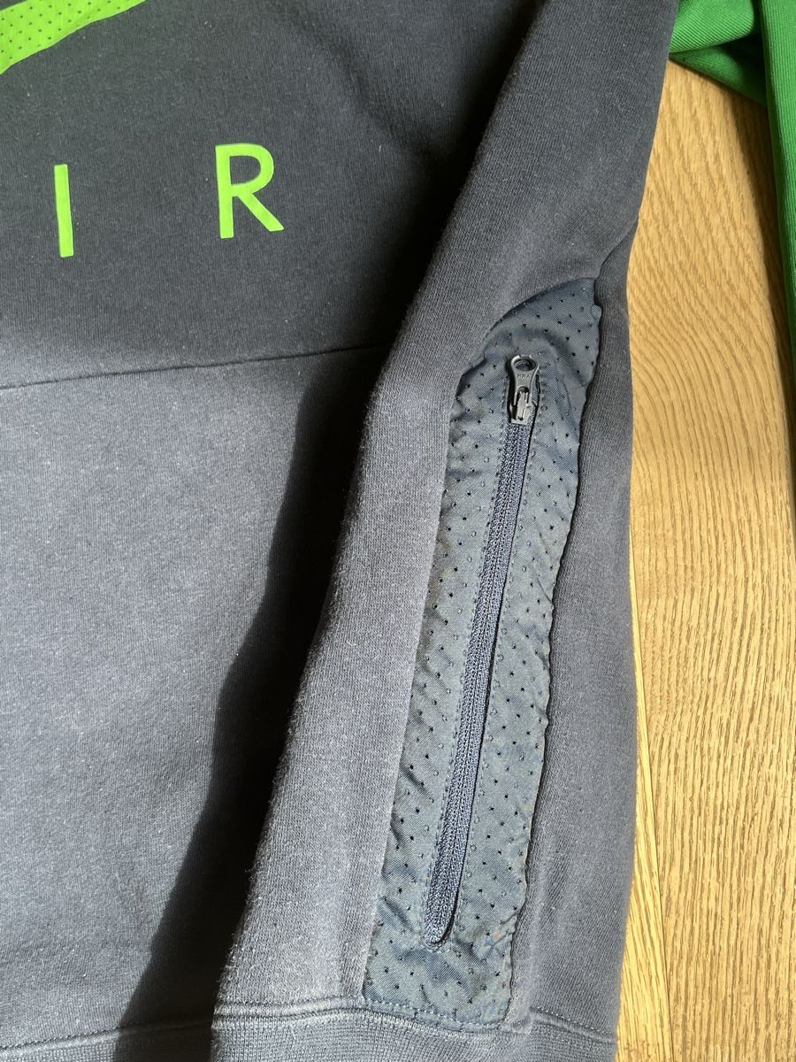 Nike Pullover & Sweatshirts:  Nike Air Pullover  – Gebraucht aus zürich von Kathyk 2