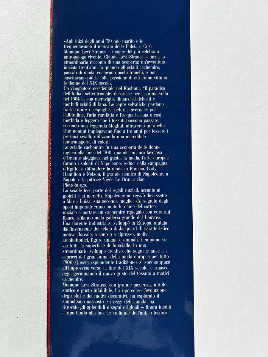 Bücher: CACHEMIRE: Kunst & Geschichte der Schals Kaschmir Textil – Gebraucht aus Zürich von Coffeetable88 2