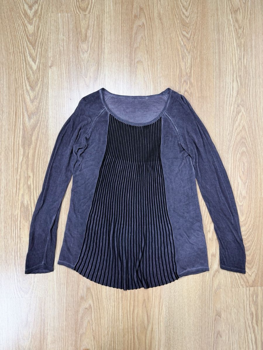 Top: Long sleeve top grey  – Usato da Knonau venduto da Grapesvintage 1