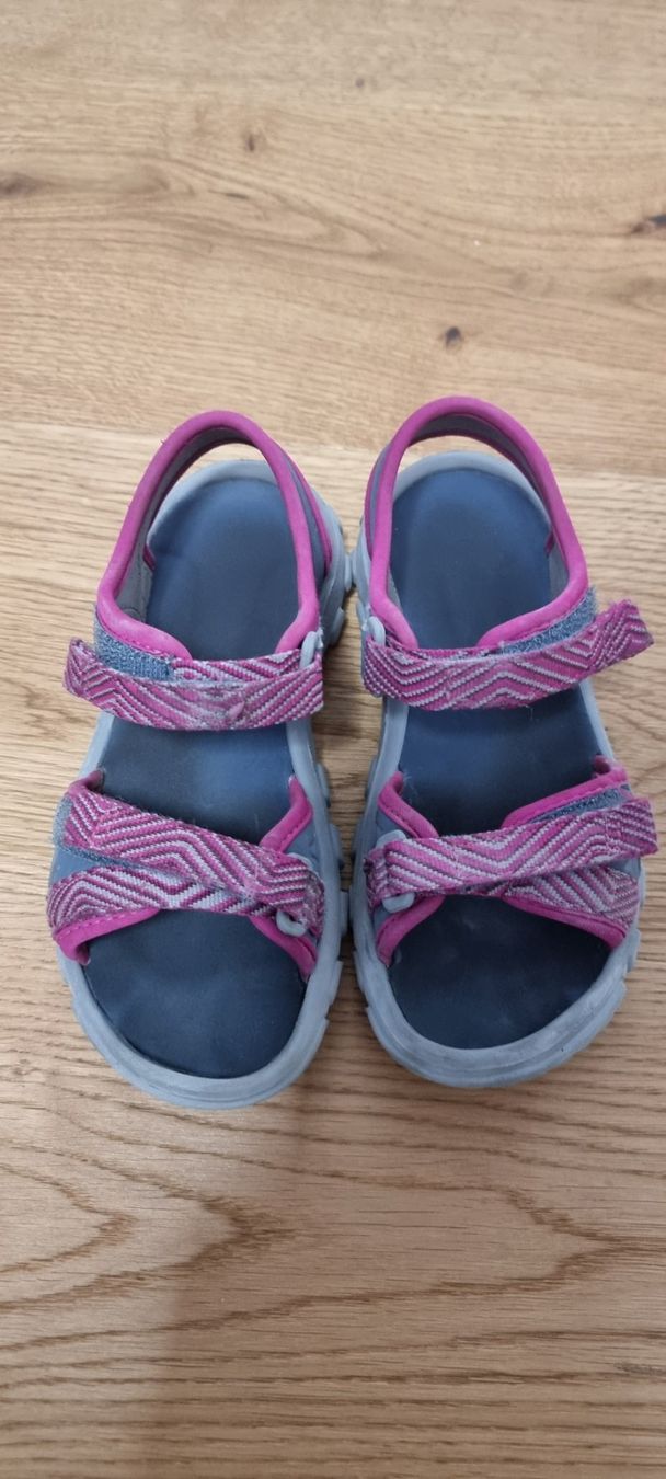 Scarpe per ragazzi: 10 Paar: Kinderschuhe Grösse 28-30 – Usato da Lachen SZ venduto da allesweg78 6
