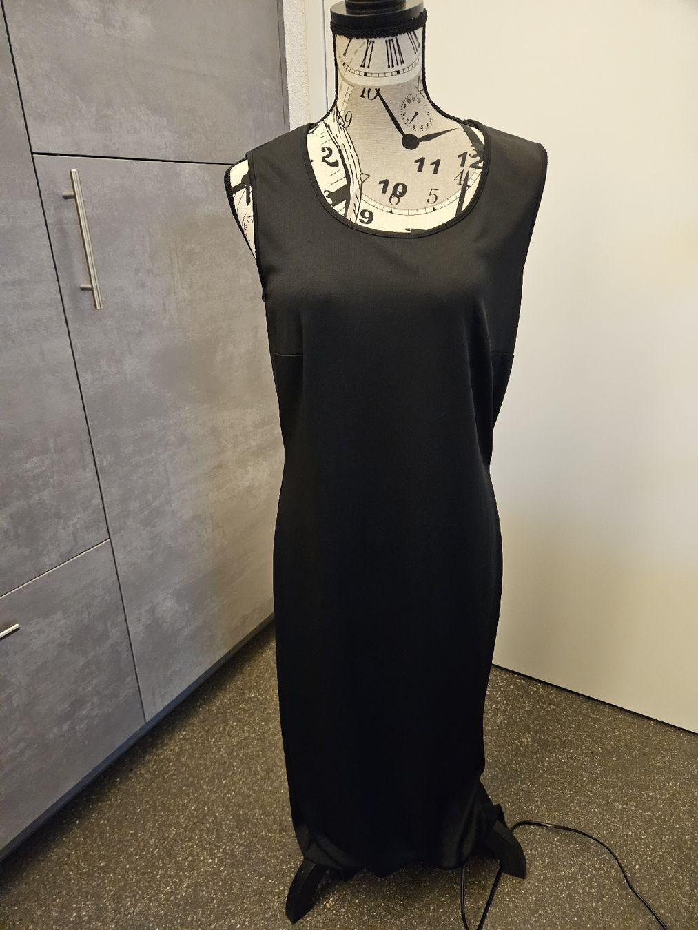 Kleider: schwarzes Kleid Vicini Gr. 40 – Neu (gemäss Beschreibung) aus Anwil von tamoos