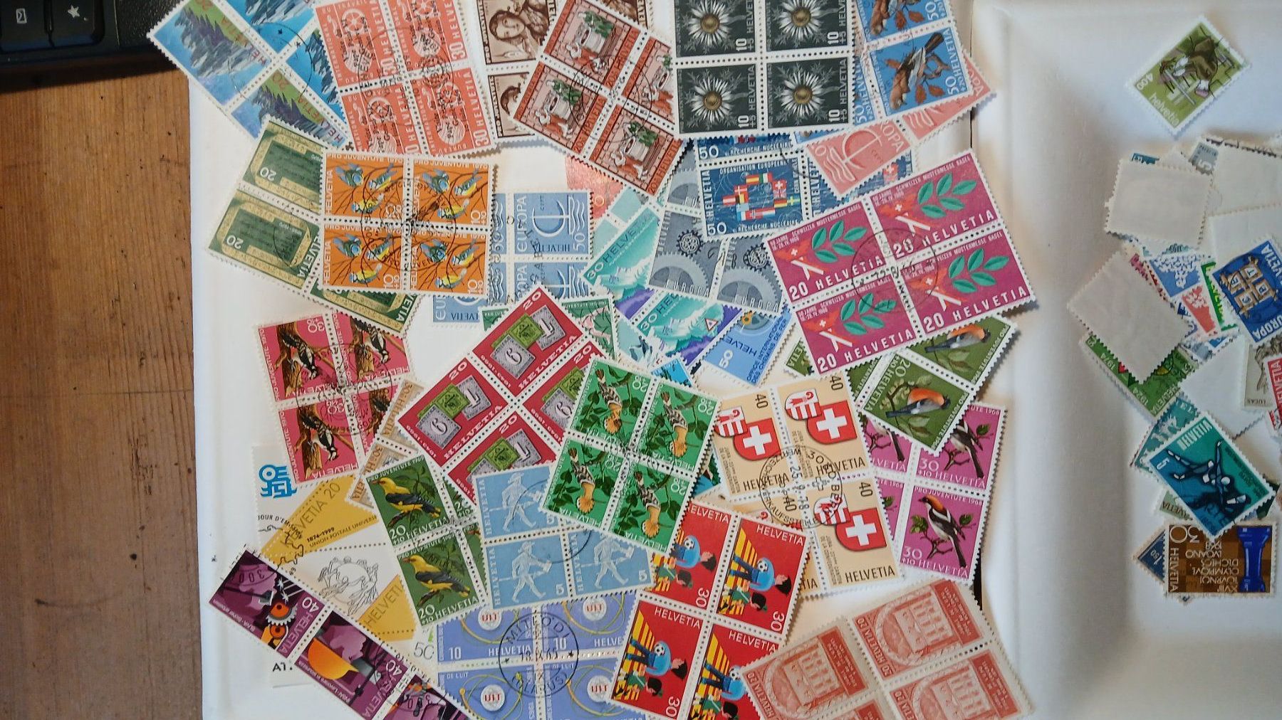 Alle Briefmarken: Über 200 Gramm verschiedene Schweizer Briefmarken und Briefe – Gebraucht aus Naefels von kas_56k2 3