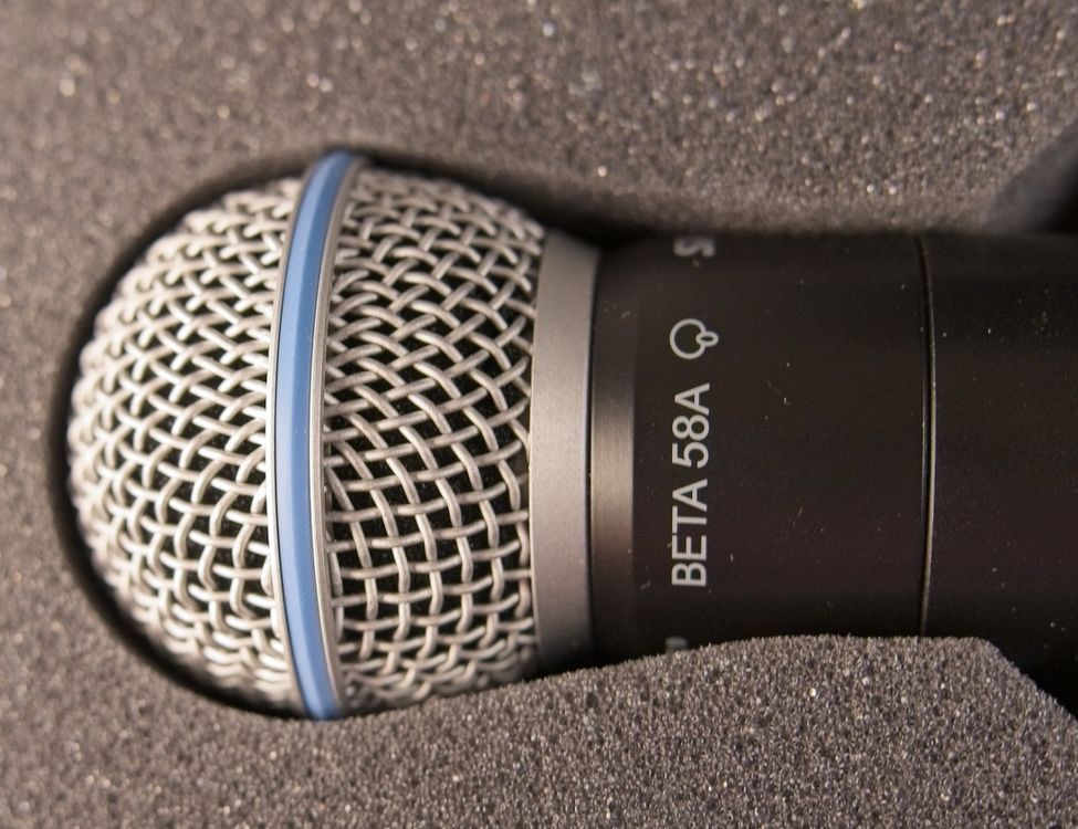 Microfoni: Shure PGX4 with PGX2 Beta 58A 644-622 Wireless Microphone – Usato da Linden venduto da gra_tg2g 1
