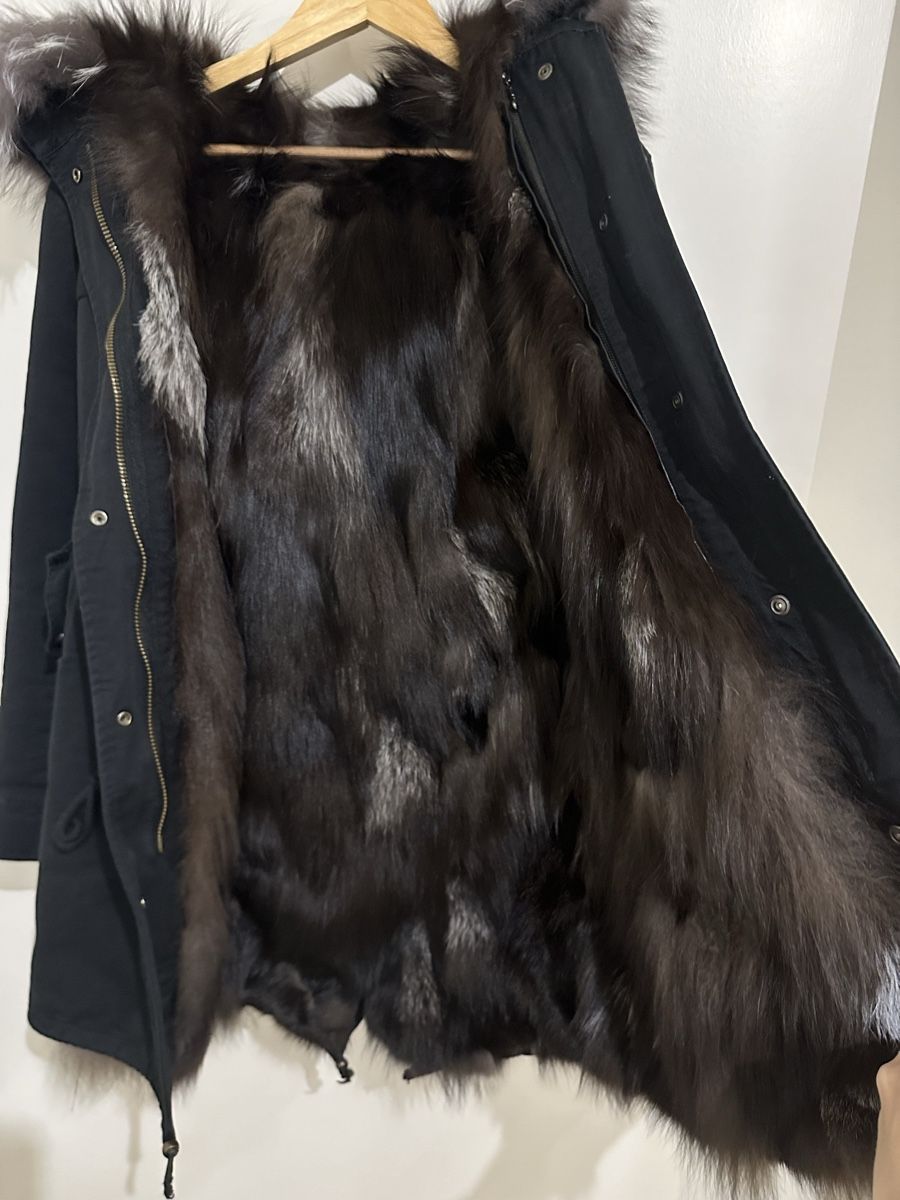 Cappotti: Parka mit Echtpelz gefüttert – Usato da Zug venduto da Vestiaire_Swiss 2