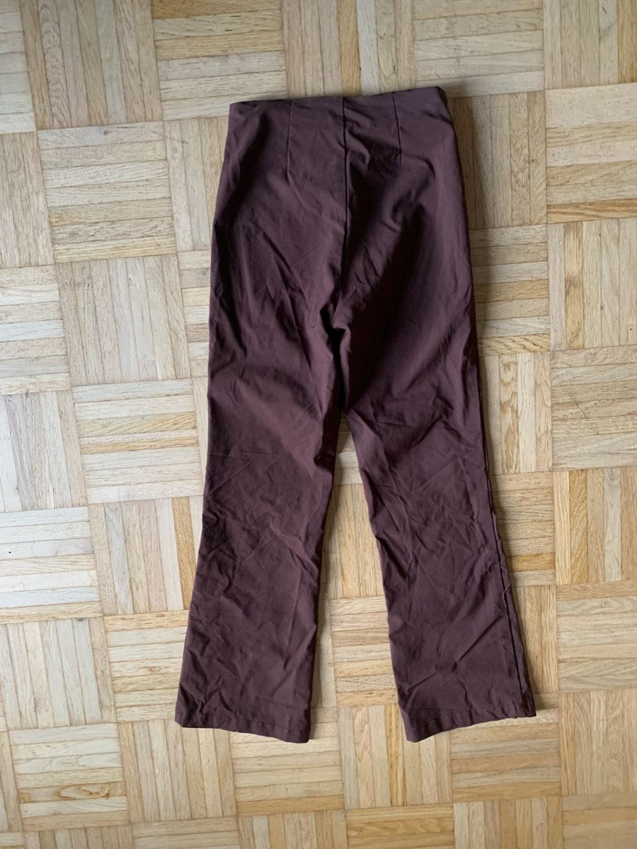H&M Pantaloni: Brown Pants – Usato da Zürich venduto da chi_7k5b 2