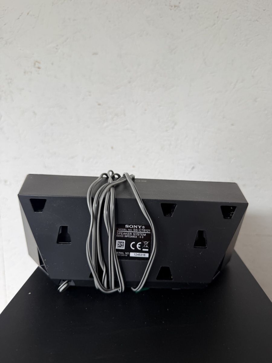 Sony Home Cinema: Sony 5.1 Lautsprecher-Set mit Subwoofer – Usato da Gurmels venduto da SwissShop21 6