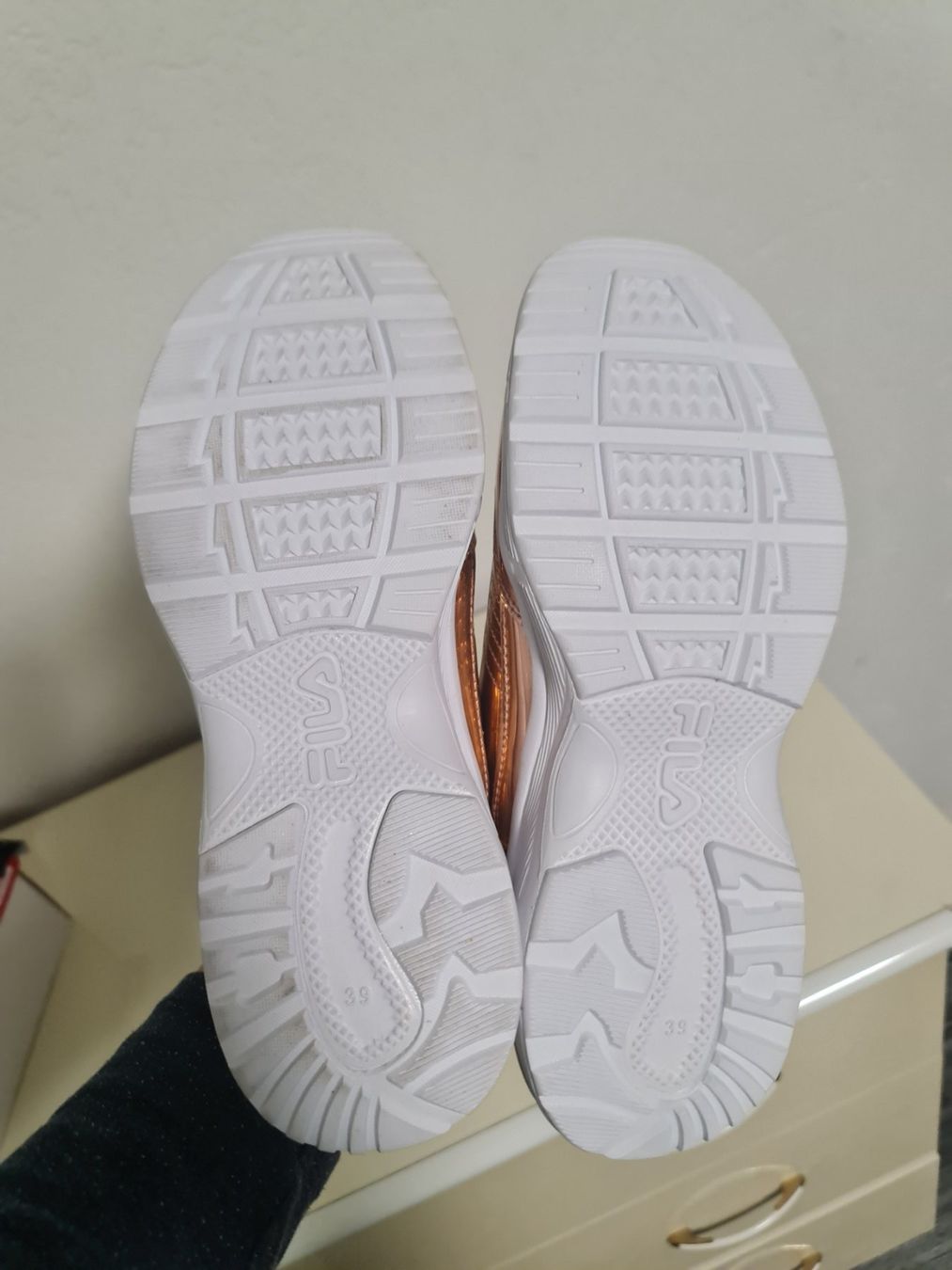 Scarpe da donna: Fila Schuhe – Usato da Ehrendingen venduto da Ince2016 2
