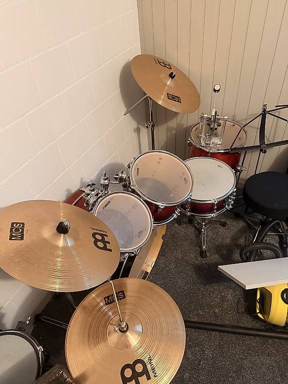 Strumenti musicali: Schlagzeug – Usato da Studen BE venduto da sch_wnw8 2