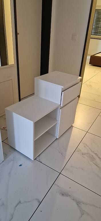 Guardaroba: Garderobe Shark Dekor weiss matt – Usato da Romanshorn venduto da fag_gnd6 2