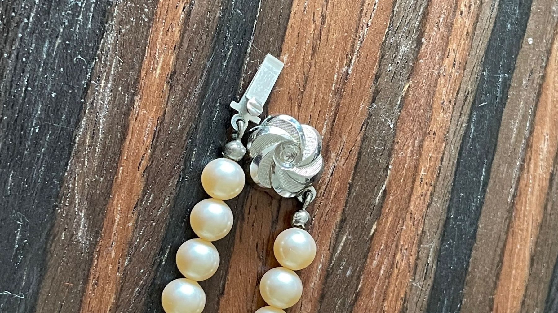 Catenine: Perlen Kette Schmuck mit Perlex 835 Silber Verschluss Blume – Usato da Nussbaumen AG venduto da HelenaDavid1910 2