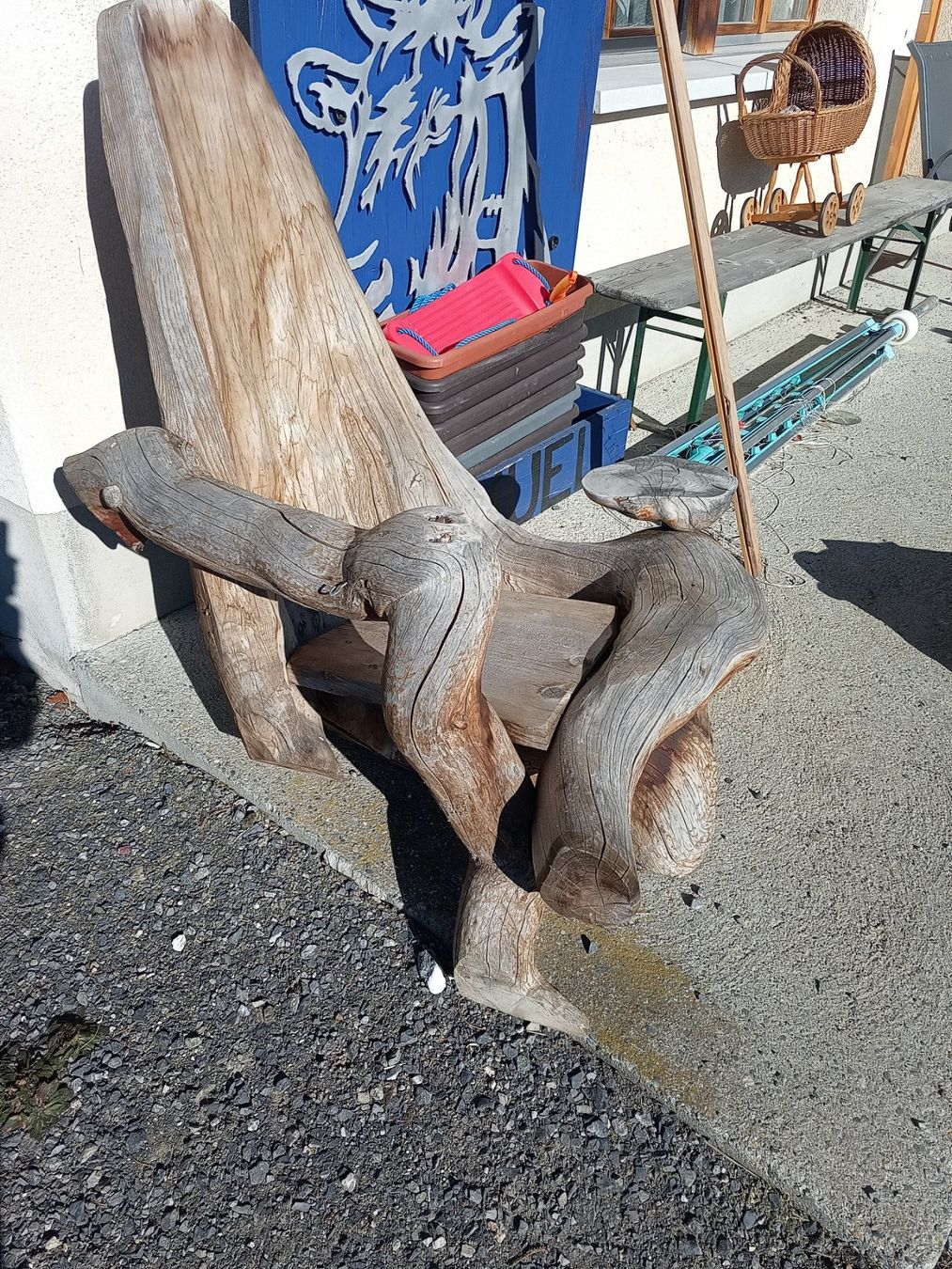 Poltrone: Sessel aus einem Wurzelholz – Usato da Ringgenberg BE venduto da schneegeiss 3