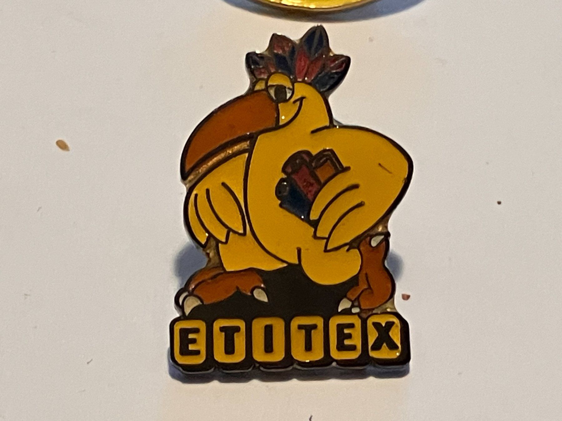 Placchette & Badge: 1 Pin Etitex – Usato da Basel venduto da djwwpp