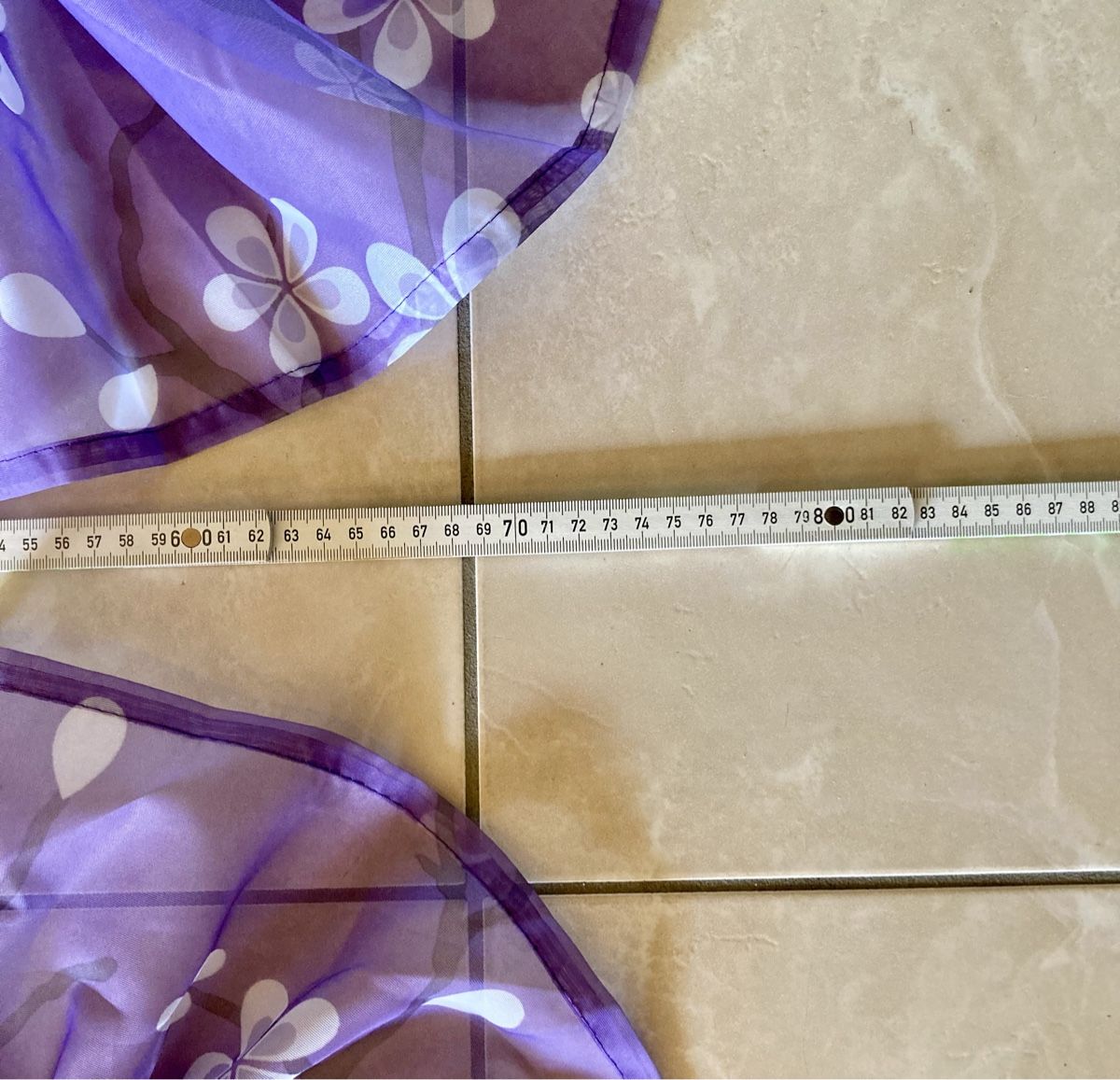 Tende: Hängevorhänge mit Blumenmuster lila 2 Stk. – Usato da Vinelz venduto da Viewfinder84 7