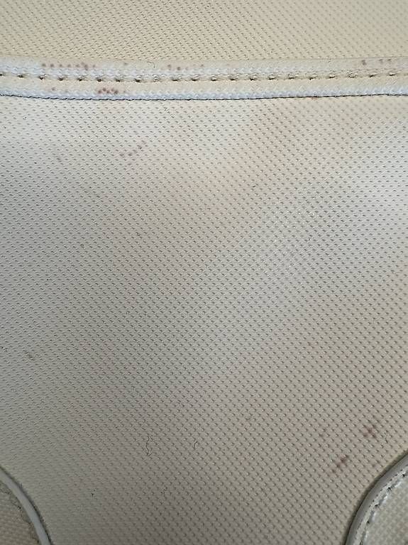Altro in  Abbigliamento & Accessori: Tracolla Lacoste – Usato da Parpan venduto da pba_x87s 4