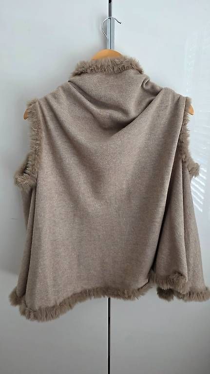 Gilets & Westen: weste beige von leonardo – Gebraucht aus Zuzwil SG von motomania076 1