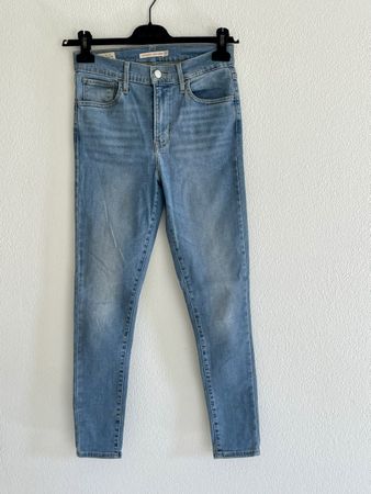 Levi's Premium Jeans 720  Grösse 27