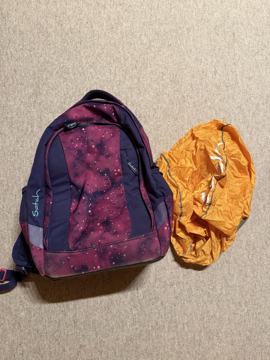 Satch Kindertaschen: Satch Schulrucksack Galaxy Pink – Gebraucht aus Davos Glaris von noa_59j8 1