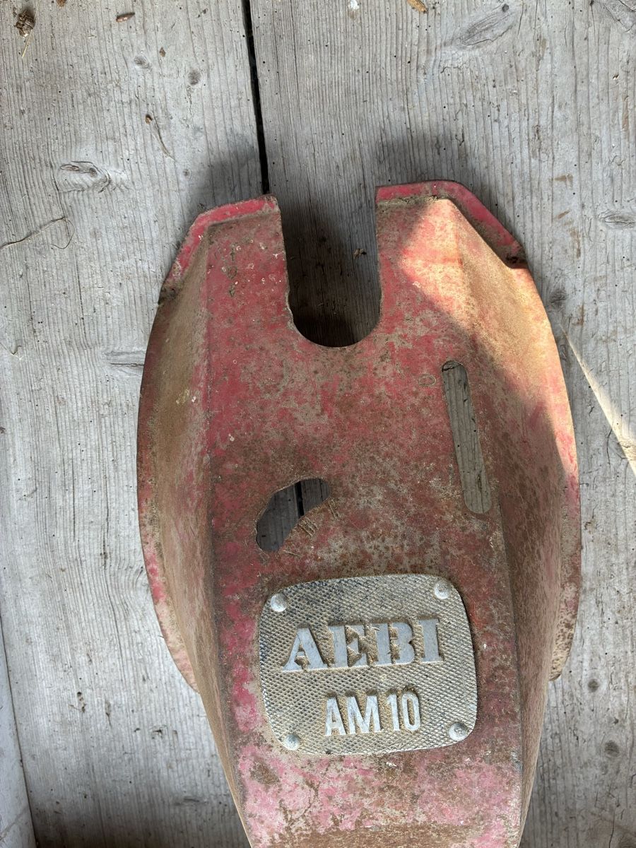 Aebi Autres accessoires p. véhicule: AEBI AM10 Verkleidungsteil gebraucht – D'occasion à Brienz BE par Spuele 2