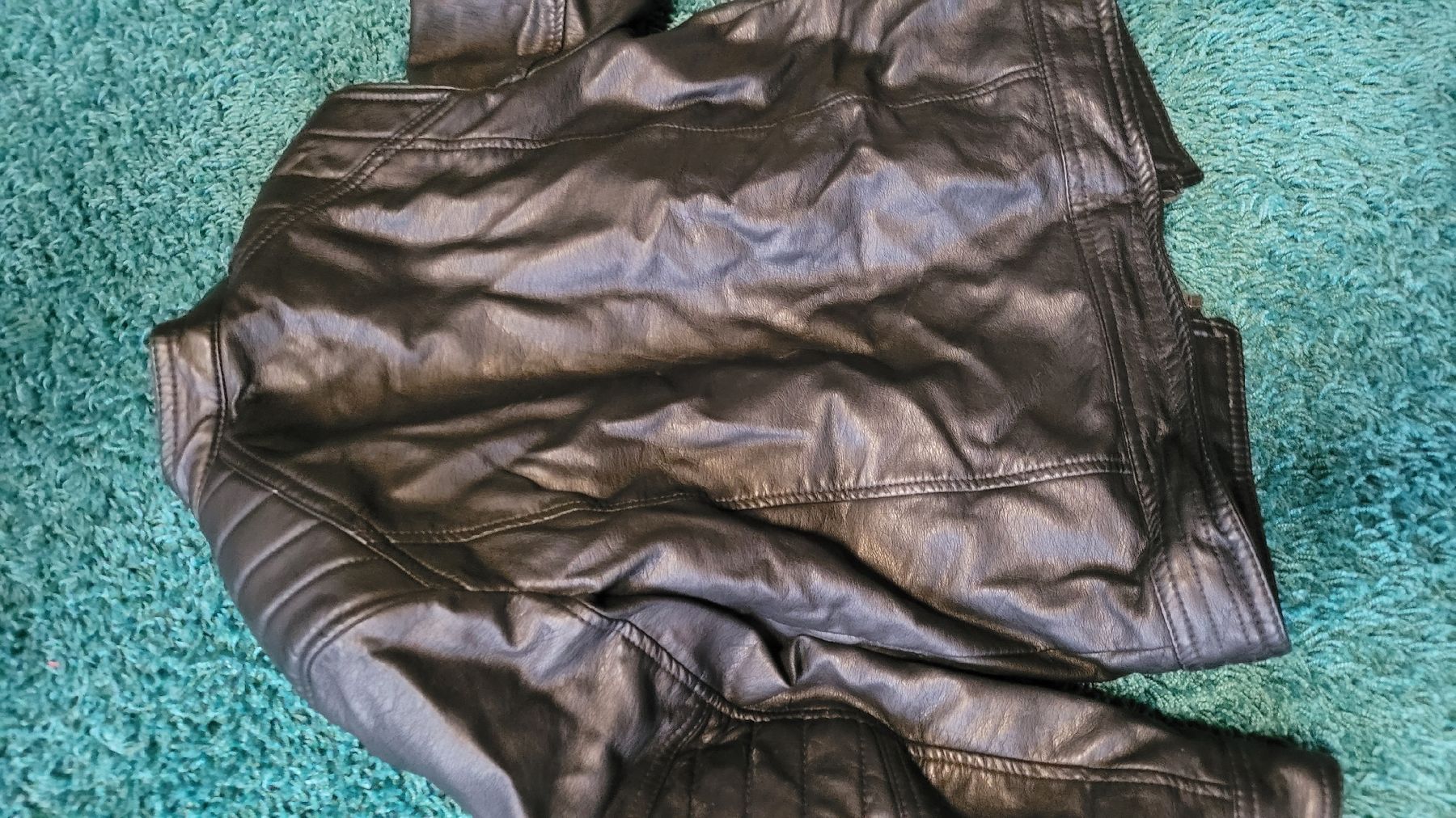 Giacche: Kunstlederjacke Zara Gr. 128 – Usato da Warth venduto da aussieaussie 3