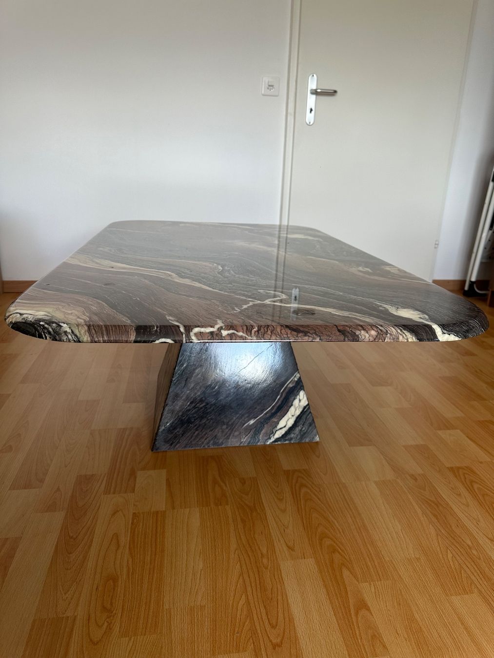 Tables: Marmortisch – D'occasion à Schübelbach par fde_9zxl 1