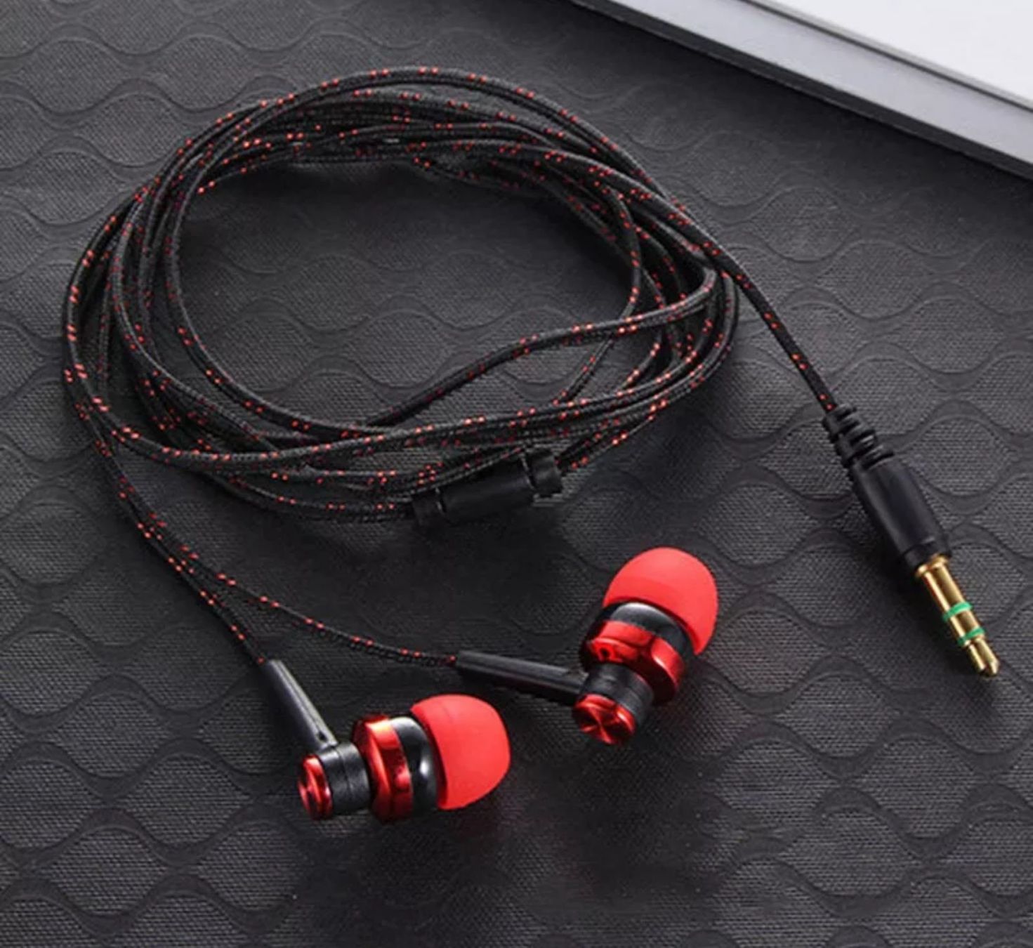 Cuffie: Casque audio avec microphone et prise jack 3,5 mm – Nuovo e nell'imballaggio originale da St-Cergue venduto da max_snn5