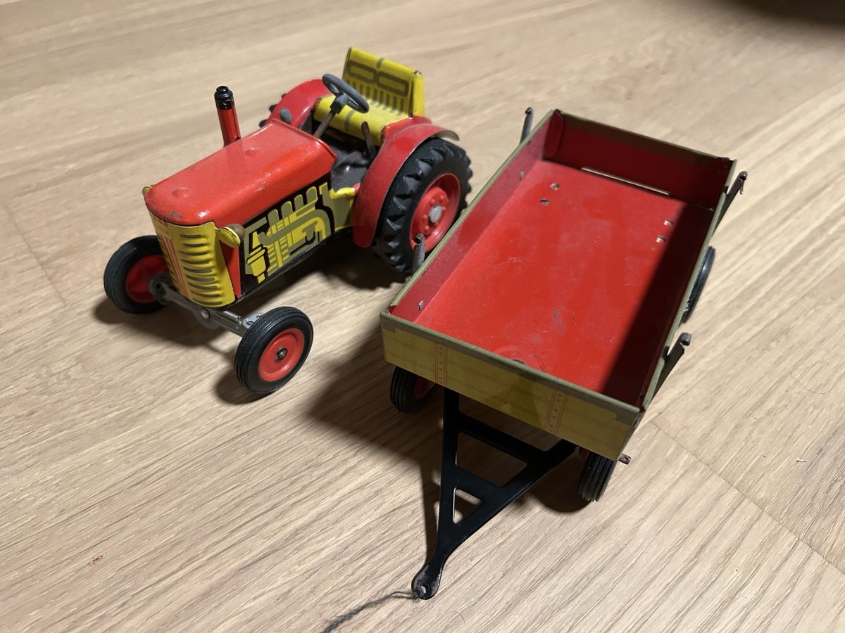 Kit di modellismo & Modellini statici: Blechtraktor – Difettoso da Schlieren venduto da AA92 3