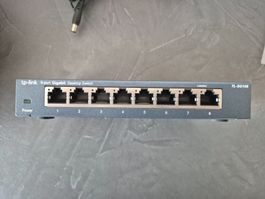TP-Link TL-SG108 - 8-Port Gigabit Desktop Switch