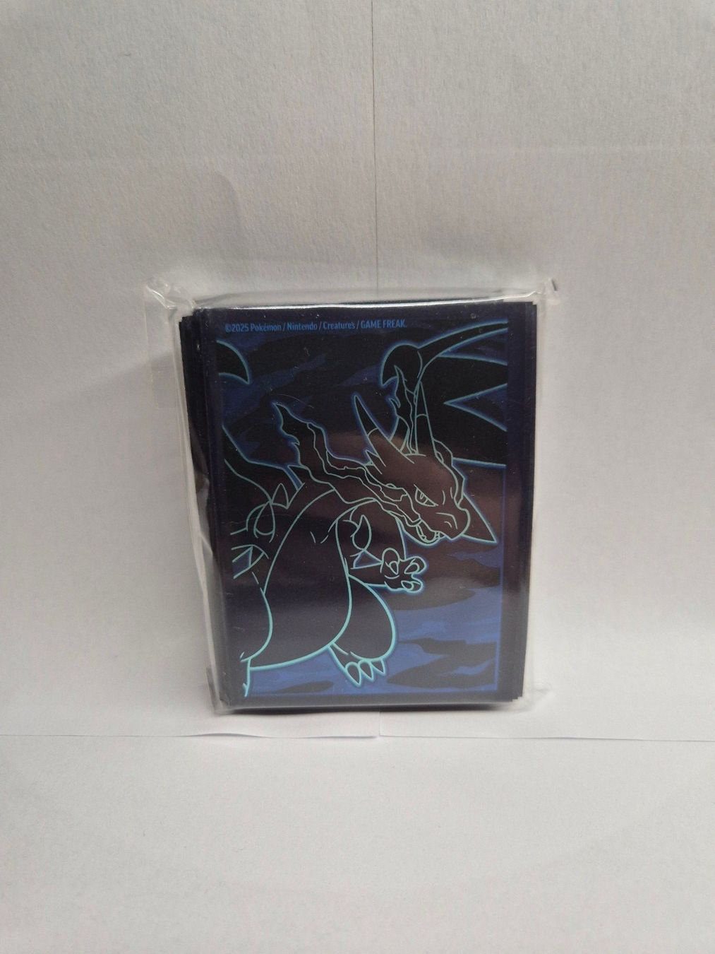 Pokémon Carte collezionabili: Pokemon Sleeve - Phantasmal Flames ETB - Charizard – Nuovo (secondo la descrizione) da Schwyz venduto da Baba_Schwab