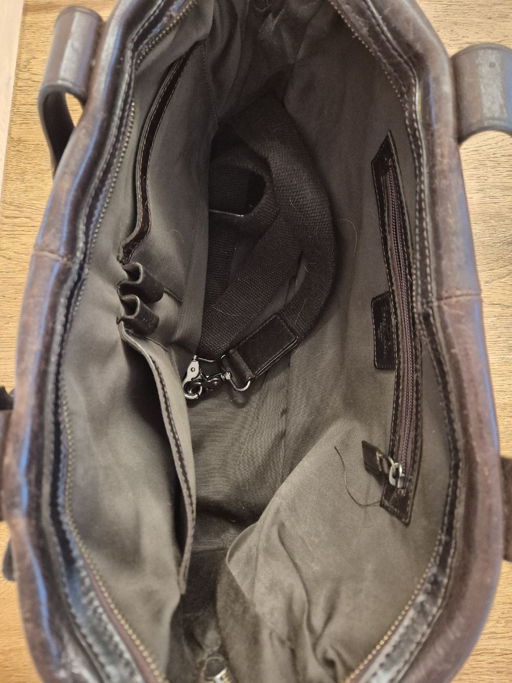 Taschen: Qualitativ hochwertige Notebook-Ledertasche von Offermann – Gebraucht aus Engelburg von Styger13 3