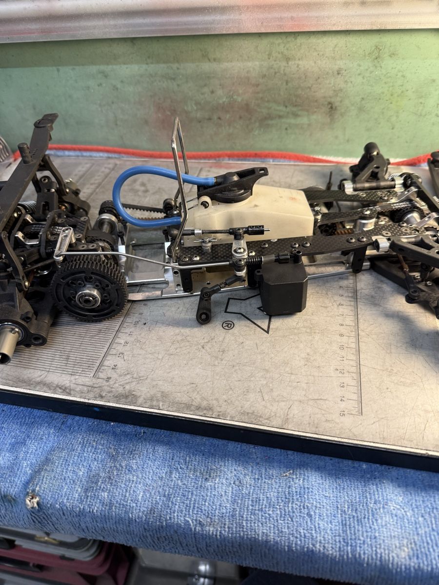 Modellismo RC: ARC 1/8 Modellauto – Usato da Wetzikon ZH venduto da Biggfut