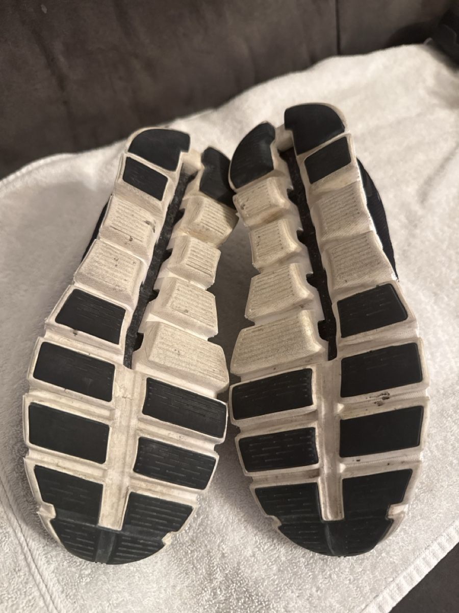 Herrenschuhe: On Running Schuhe – Schwarz – Gebraucht aus Flawil von alexi85 2