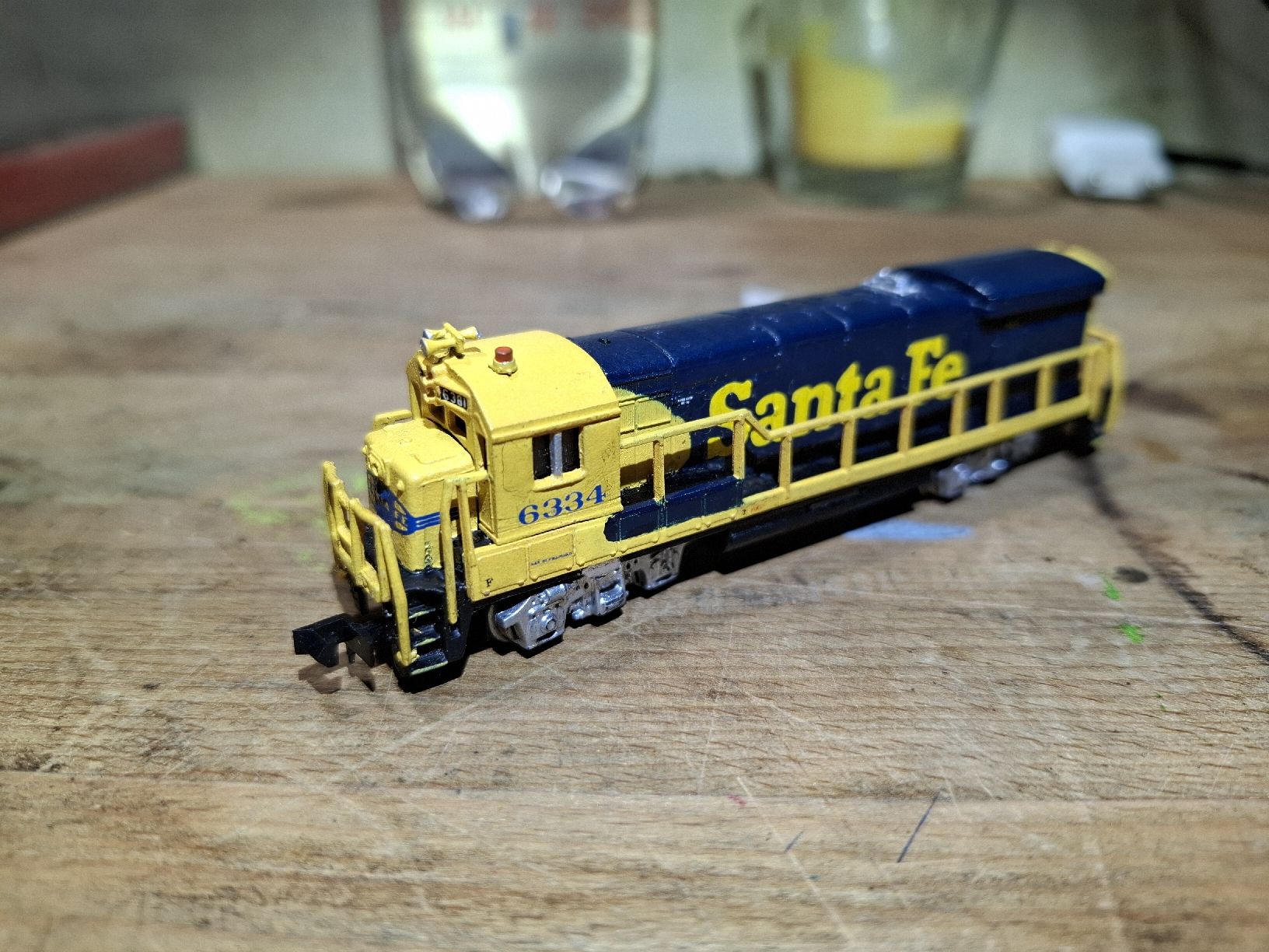 Spur N Diesellok Santa Fe 6334 (Gebraucht) in Flaach für CHF 60 mit