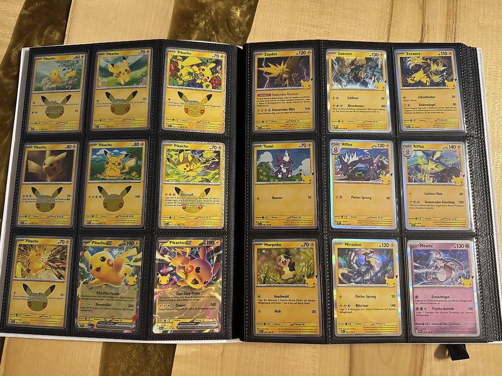Carte collezionabili: Komplettes BASE Master Set 30th Deutsch – Nuovo e nell'imballaggio originale da Flawil venduto da Dino_run 1