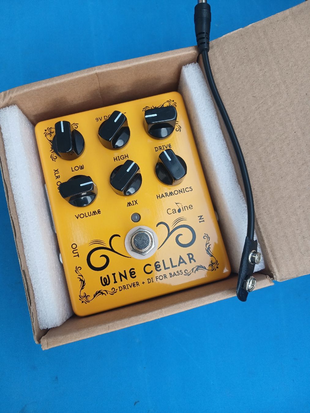 Strumenti musicali: Caline Wine Cellar bass drive + di – Nuovo (secondo la descrizione) da Penthalaz venduto da Allgoodsuisse 1
